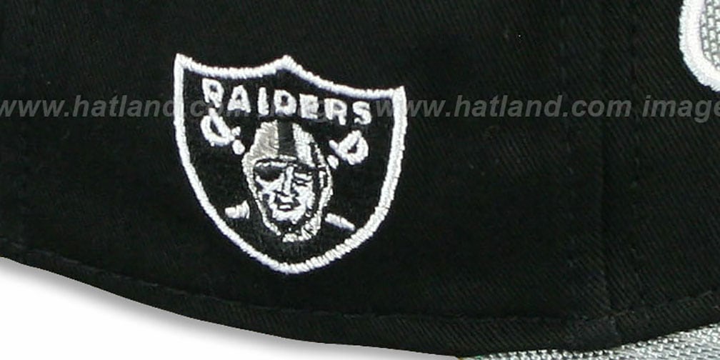 Oakland Raiders BALLISTIC SCRIPT A-FRAME STRAPBACK Black-Grey Hat