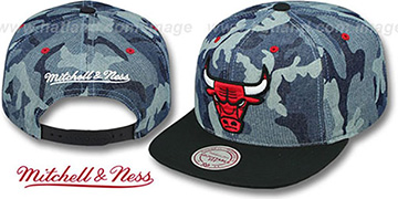 Bulls 'DENIM-CAMO SNAPBACK' Blue Hat by Mitchell and Ness