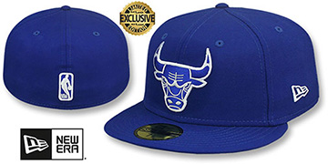 Bulls 'NBA TEAM-BASIC' Royal-White Fitted Hat by New Era