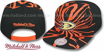 Ducks EARTHQUAKE SNAPBACK Black Hat by Mitchell and Ness