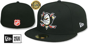 Ducks 'NHL TEAM-BASIC' Black Fitted Hat by New Era