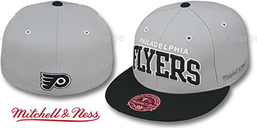 Flyers 2T XL-WORDMARK Grey-Black Fitted Hat by Mitchell and Ness
