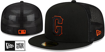 Giants 2022-23 BATTING PRACTICE TRUCKER Black-Black Fitted Hat by New Era