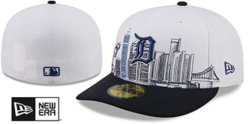 Tigers PRE-CURVED SKYLINE White-Navy Fitted Hat by New Era