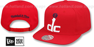 Wizards XL-LOGO SNAPBACK Red Hat by Mitchell and Ness