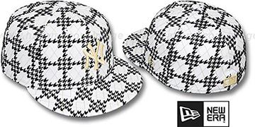 Yankees A-TOOTH White-Black Fitted Hat by New Era