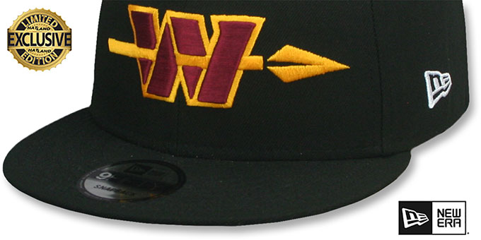 Commanders NFL ALTERNATE TEAM-BASIC SNAPBACK Black Hat by New Era - 4th View