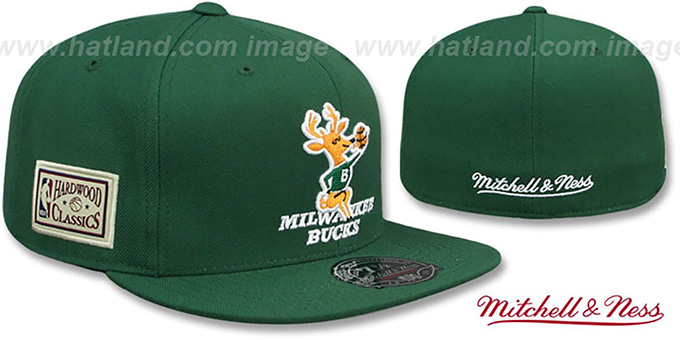 Bucks 'HWC SIDE-PATCH' Green Fitted Hat by Mitchell and Ness
