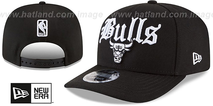 Bulls 'CLASSIC-CURVE SNAPBACK' Black Hat by New Era