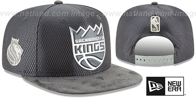 Kings '2017 NBA ONCOURT SNAPBACK' Charcoal Hat by New Era