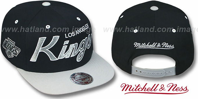 Kings '2T TEAM-SCRIPT SNAPBACK' Black-Grey Hat by Mitchell and Ness